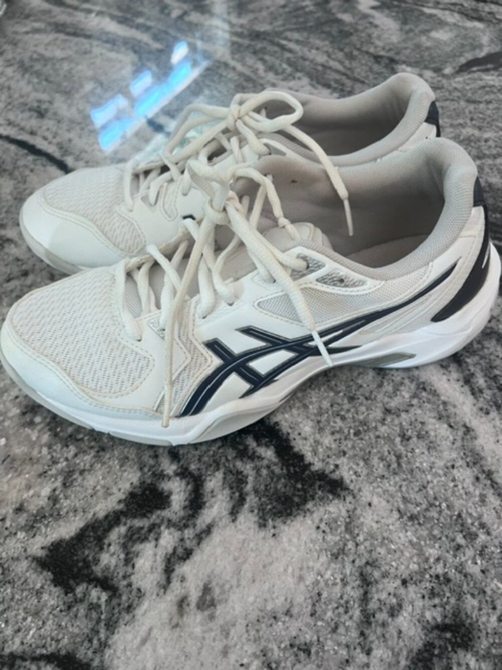 ASICS Gel-Rocket 10 Women's Indoor Court Shoes White Peacoat‎ Size 8.5 1072A056